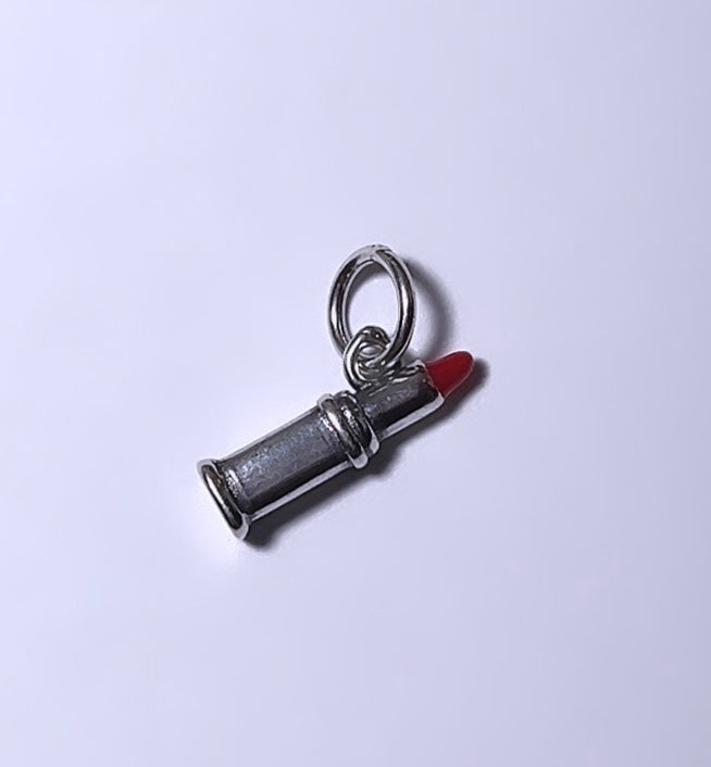 Red lipstick charm